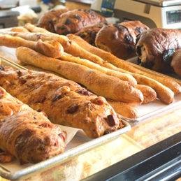 SPECIALTY BREADS & STICKS