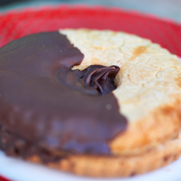 LARGE CHOCOLATE LINZER TART